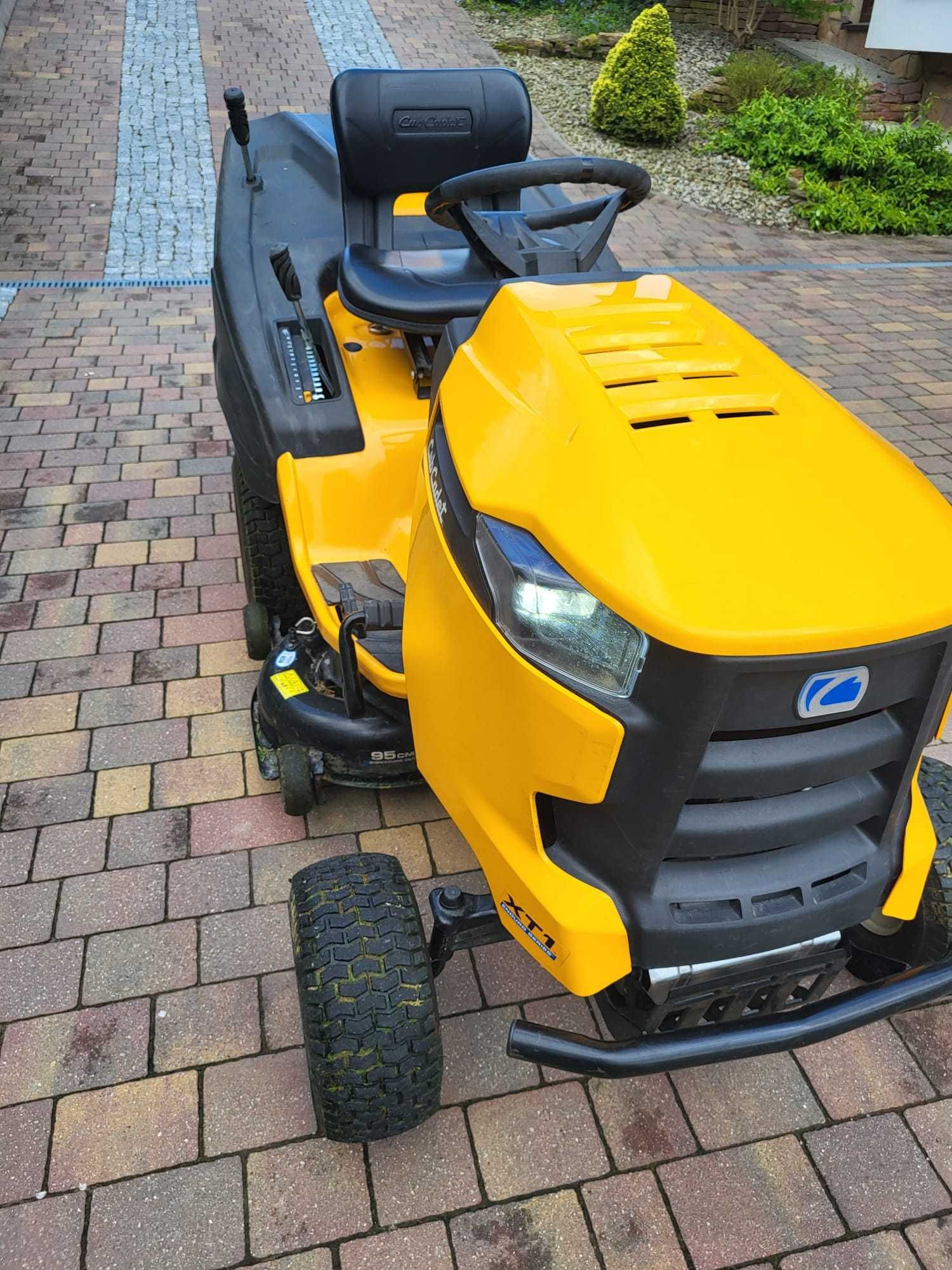 Cub Cadet XT, sprzedam używany traktorek, stan IDEALNY