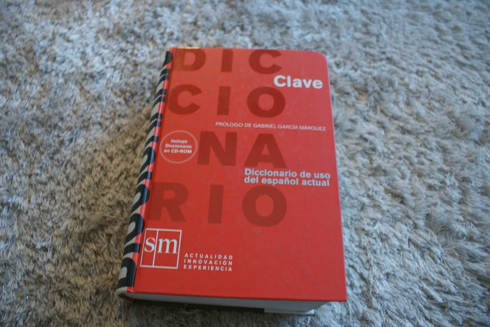 Słownik języka hiszpańskiego „Diccionario Clave”