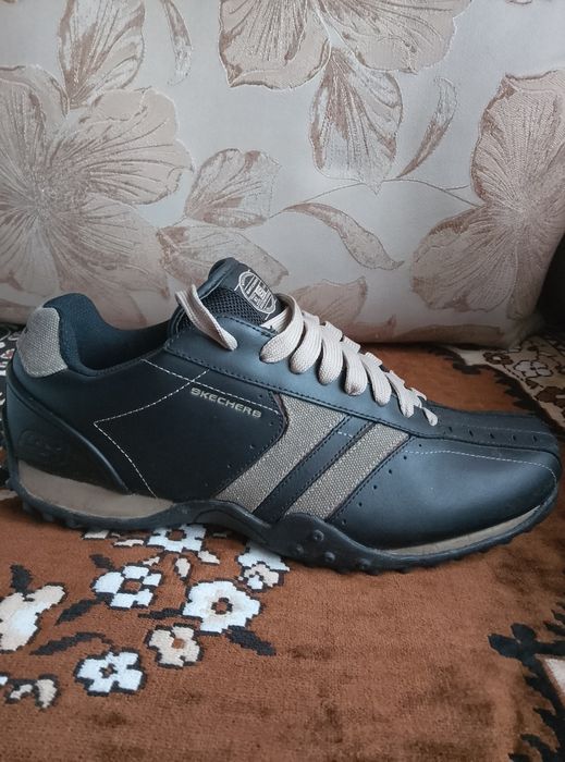 Мужские Кроссовки Skechers.