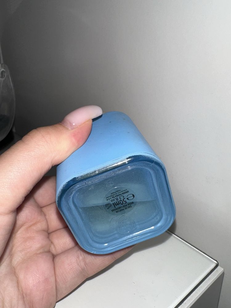 Trochę mniej niż 50 ml perfum Dominik Rupiński x Bi-Es