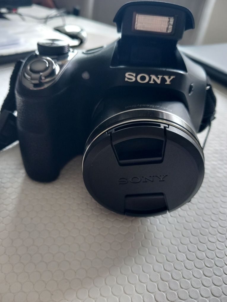 Máquina fotográfica Sony DSC-H300