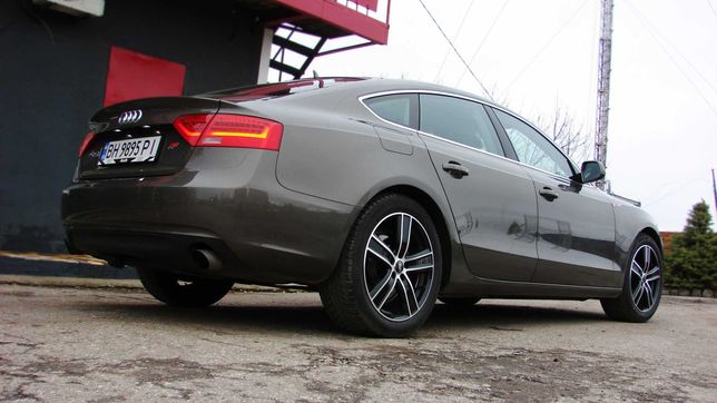 Audi A5 седан 1.8 TFSi, кожа 2013 год (MAXIMAL)