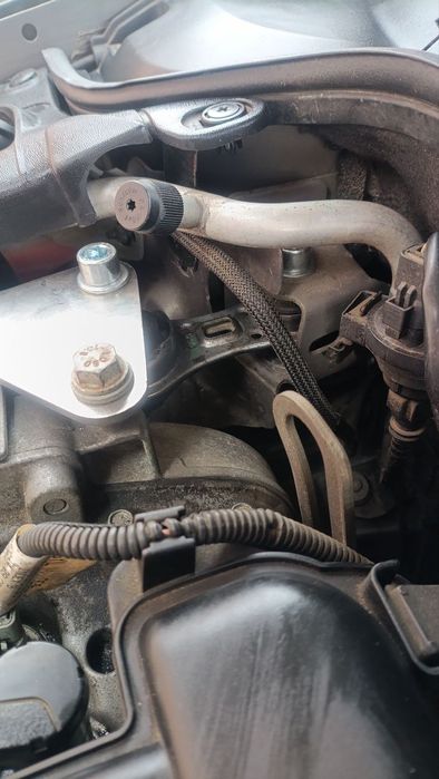 Опора двигателя Рено Меган 2 Сценик 2 2К4М