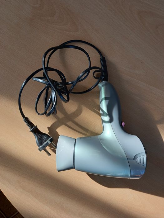 Фен Braun Swing B 1200