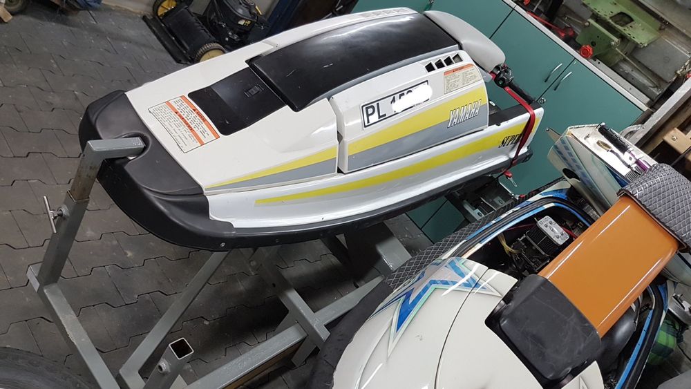 Skuter Yamaha SuperJet Skat-Trak