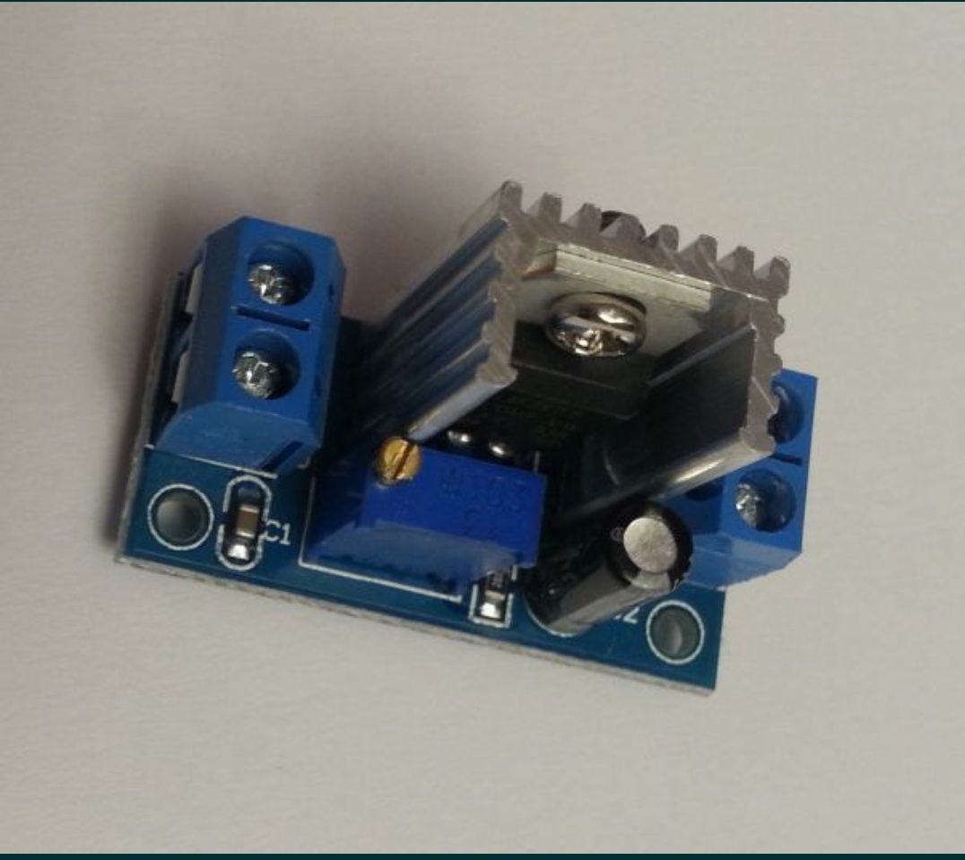 Regulator napięcia lm317
