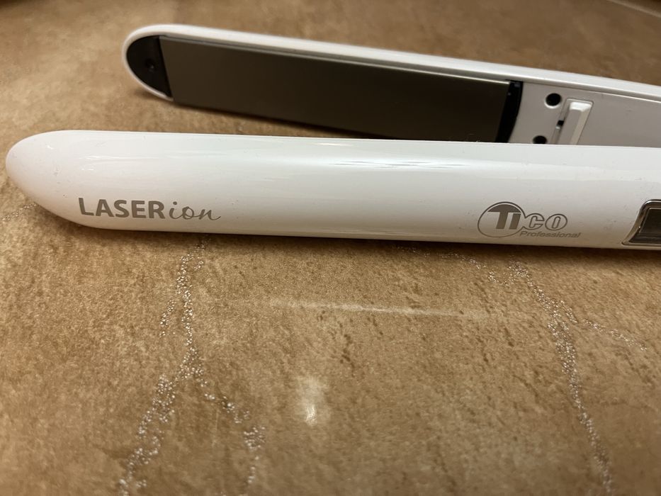 Плойка випрамляч