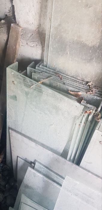 Стекла, полки из стекла, зеркала