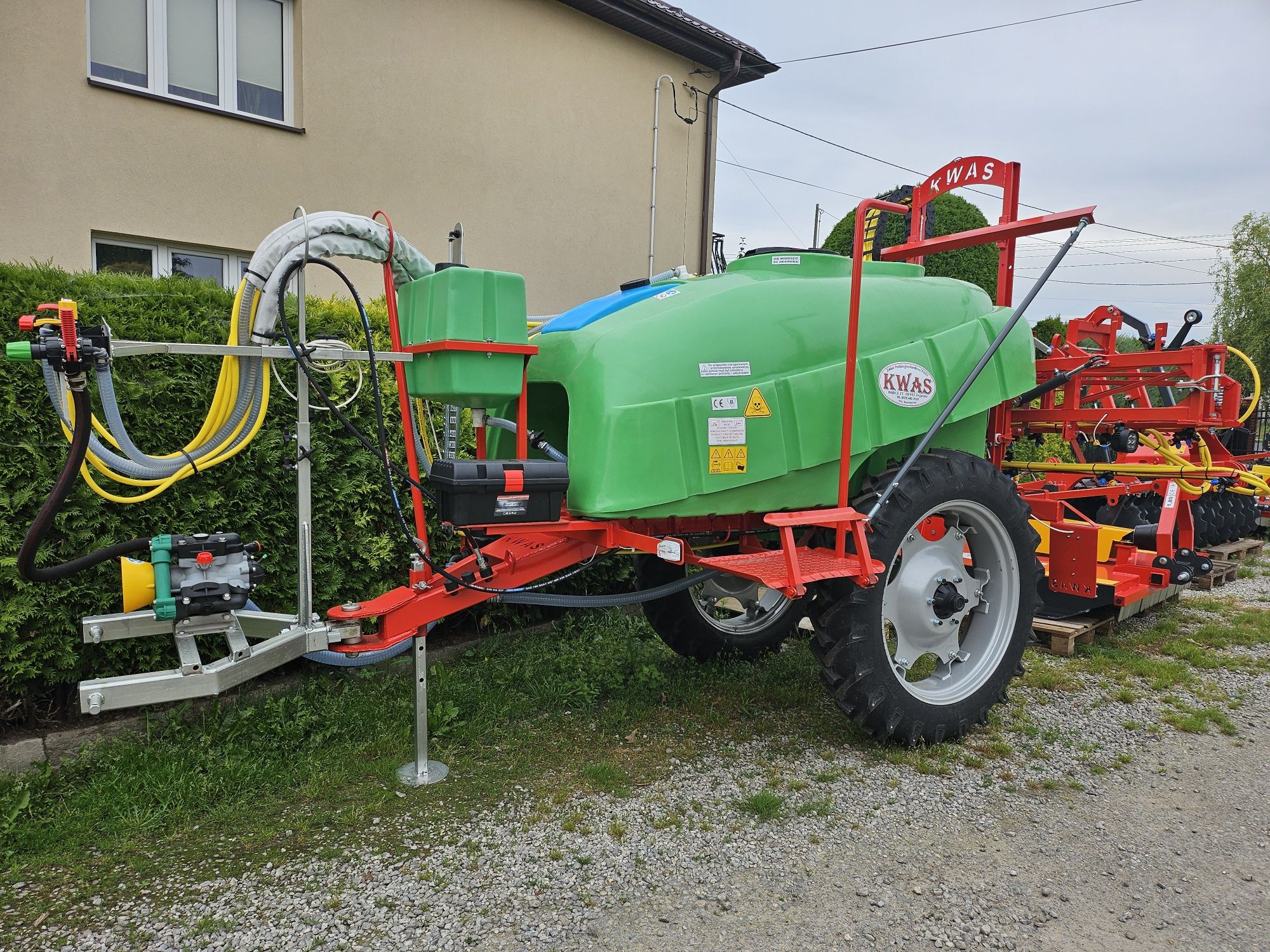 Opryskiwacz KWAS 2000l/15m 9,5x24 PROMOCJA RABAT producent