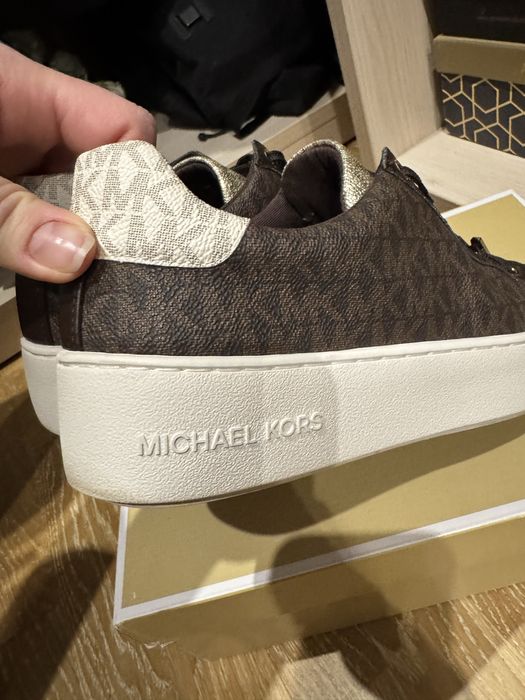 Взуття Michael Kors