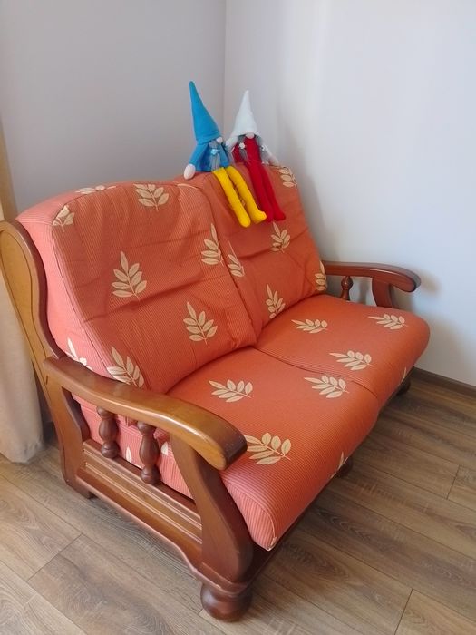 Диван, натуральне дерево