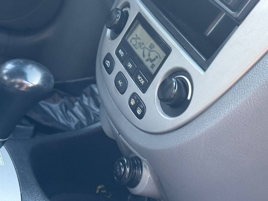 Продам Шевроле Лачети Автомат