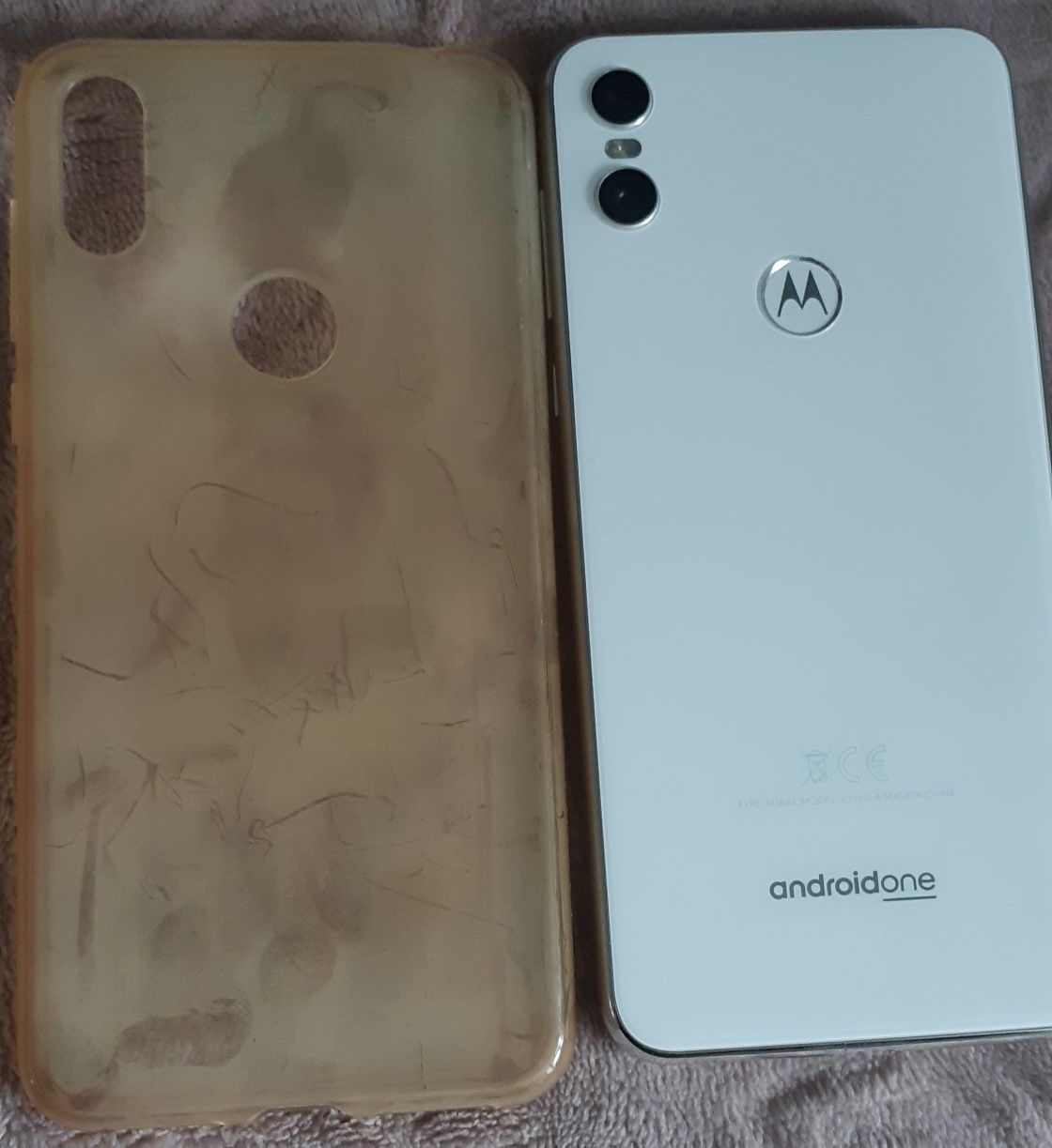 Telefon Motorola One