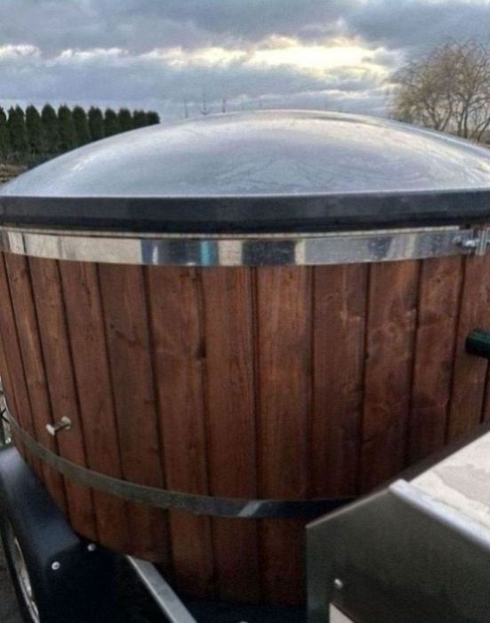 Balia na wynajem, mobilne SPA jacuzzi