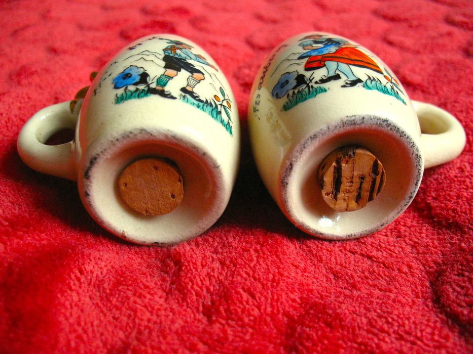 Sól i pieprz - Porcelana - stare kufle Bawaria - 6 x 6,5 x 5 cm okaz