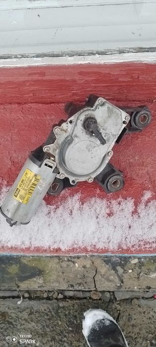 Моторчик заднього дворніка шкода ауді фольцваген сіат .ВАГ
