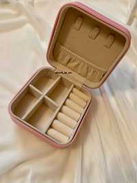 Скринька  шкатулка органайзер для  прикрас  футляр для біжутерії