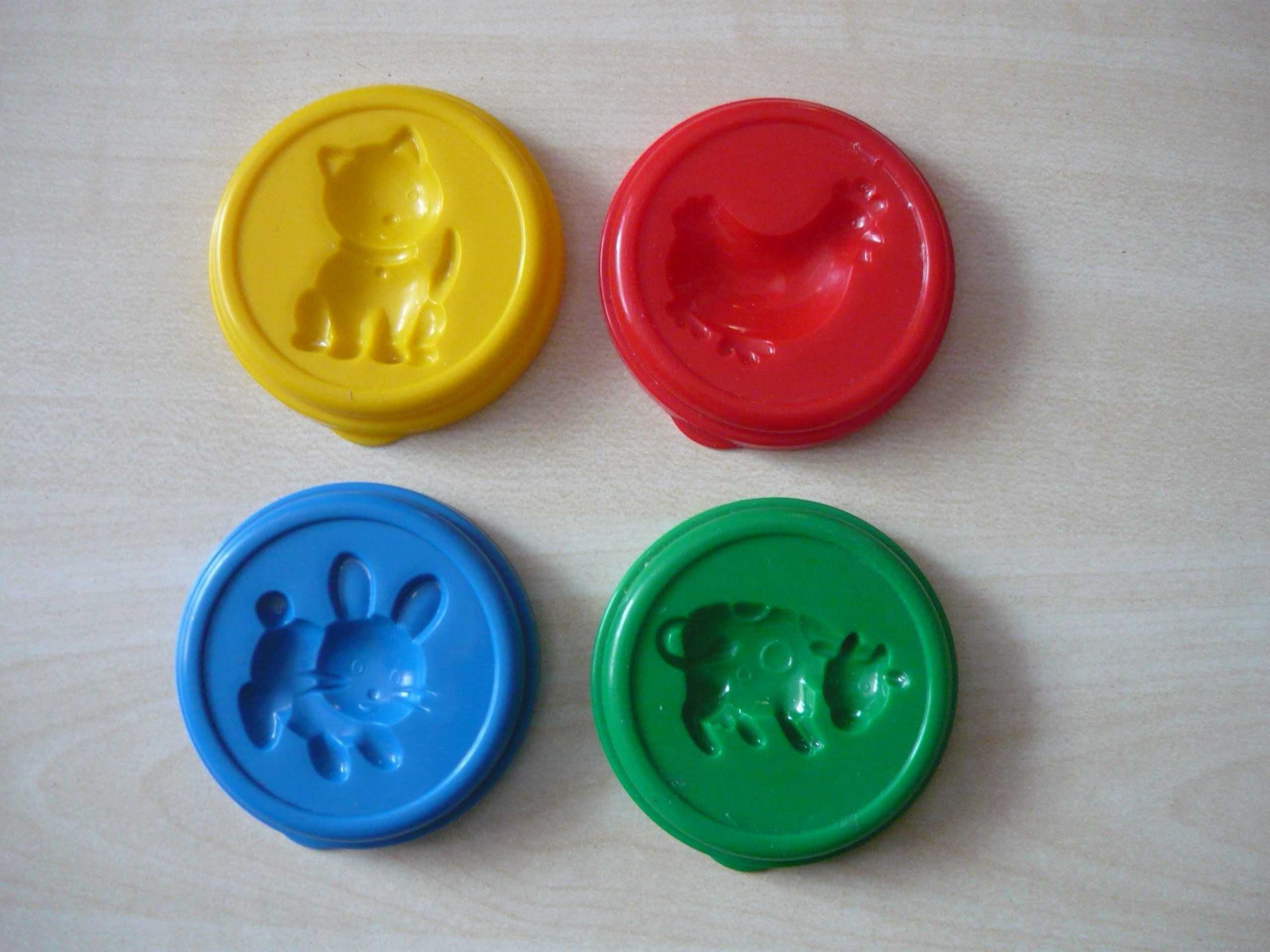 ciastolina wizyta u weterynarza play-doh  piesek Hasbro  foremki