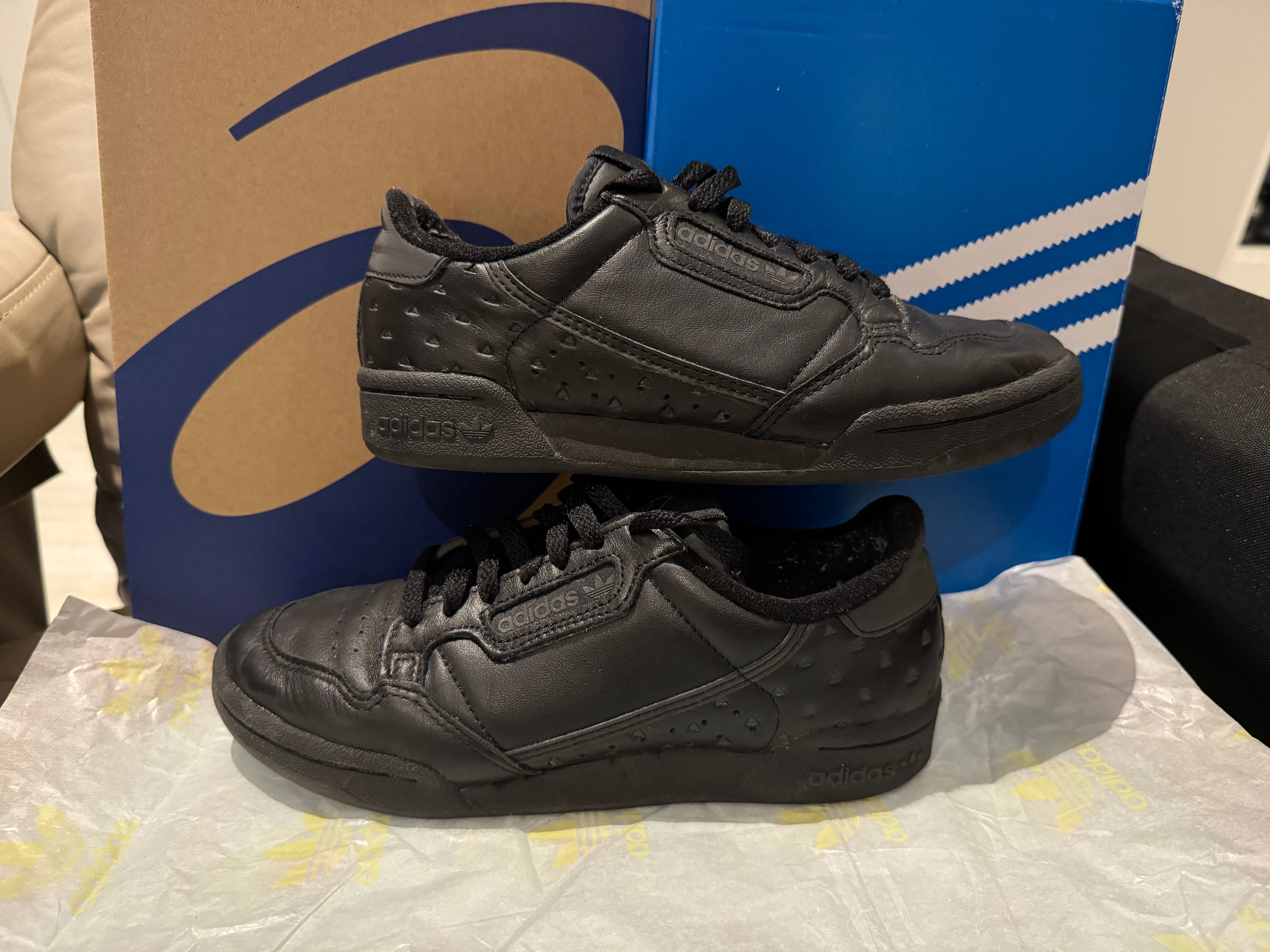 Sapatilhas Adidas Continental Pharrell Williams