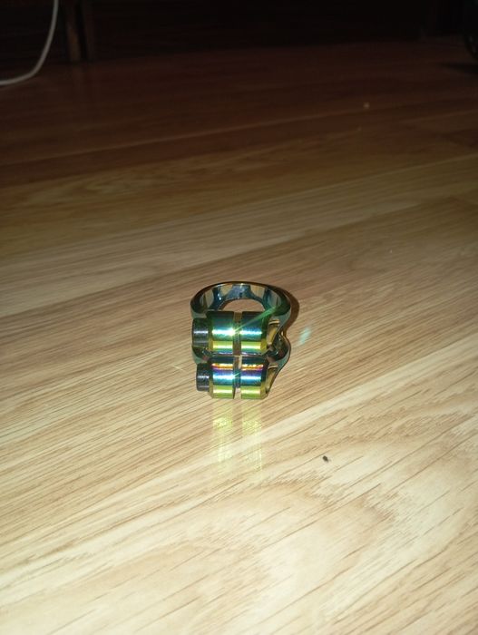 Sprzedam zacisk do chulajnogi