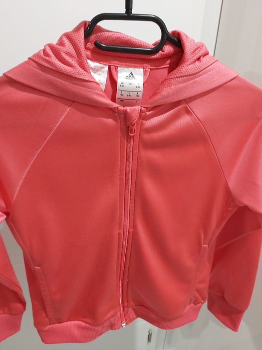 Piękna bluza z firmy ADIDAS śliska 128 cm.