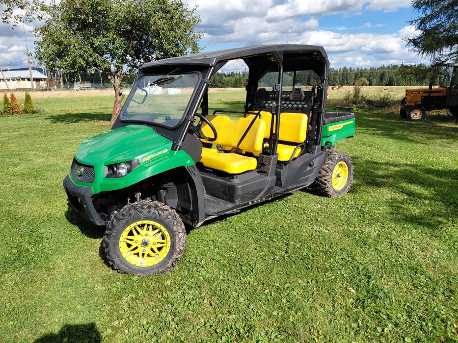 Jonh deere  gator 590