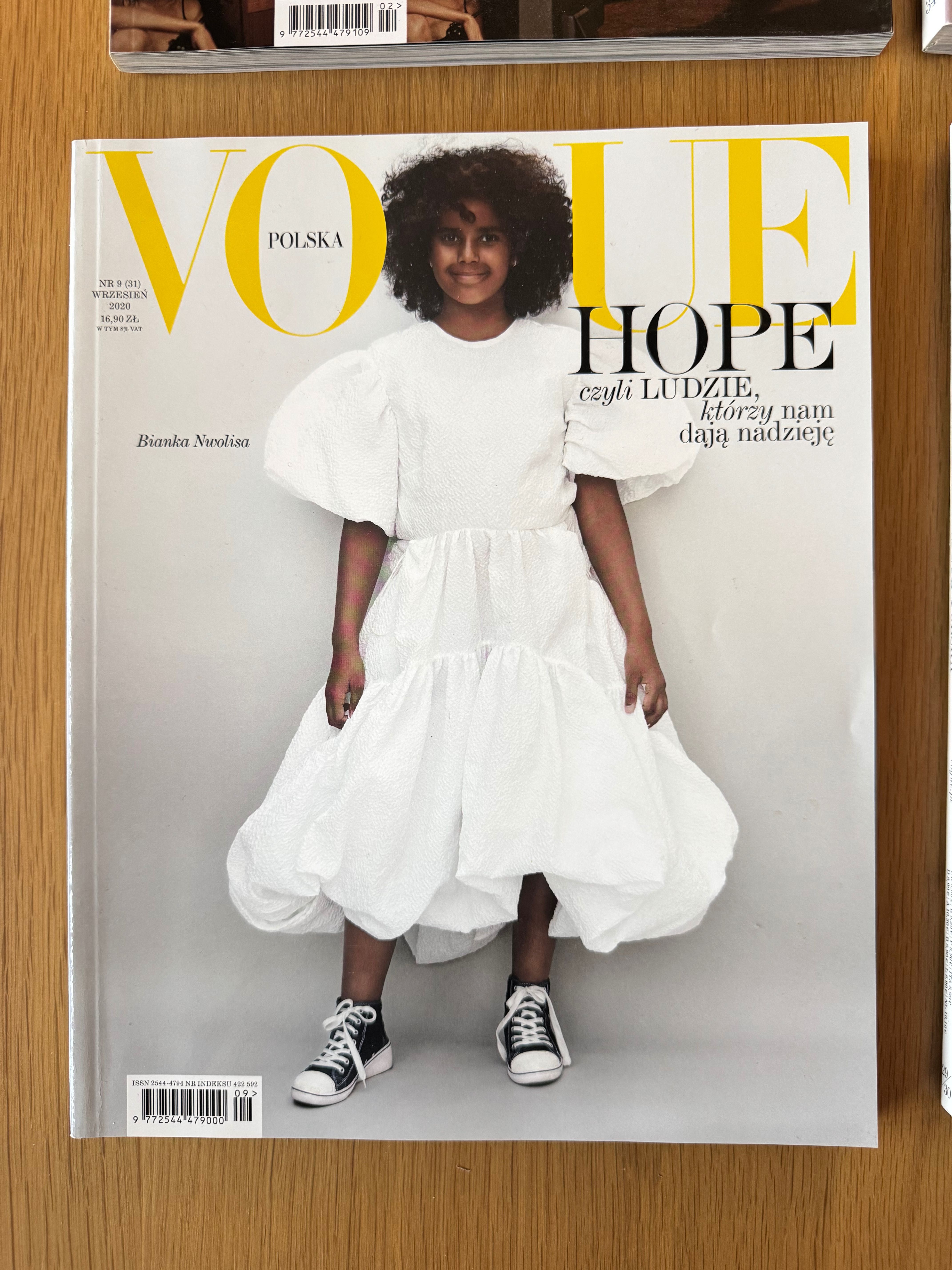 Vogue Polska wydania nr 29/30, 31, 34, 35-36