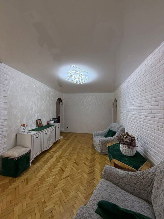 Продаж 3-х кім по Шевченка район ринку