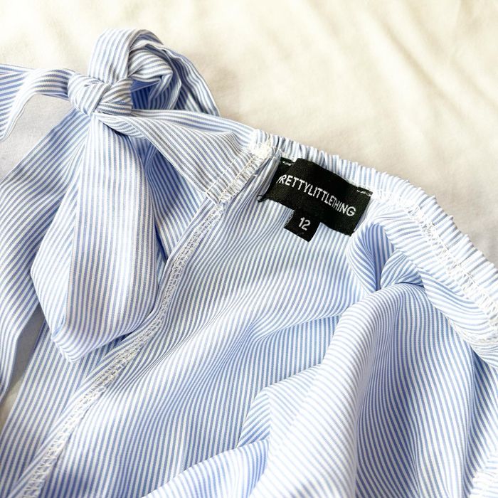 Голубий ромпер/комбінезон PrettyLittleThing