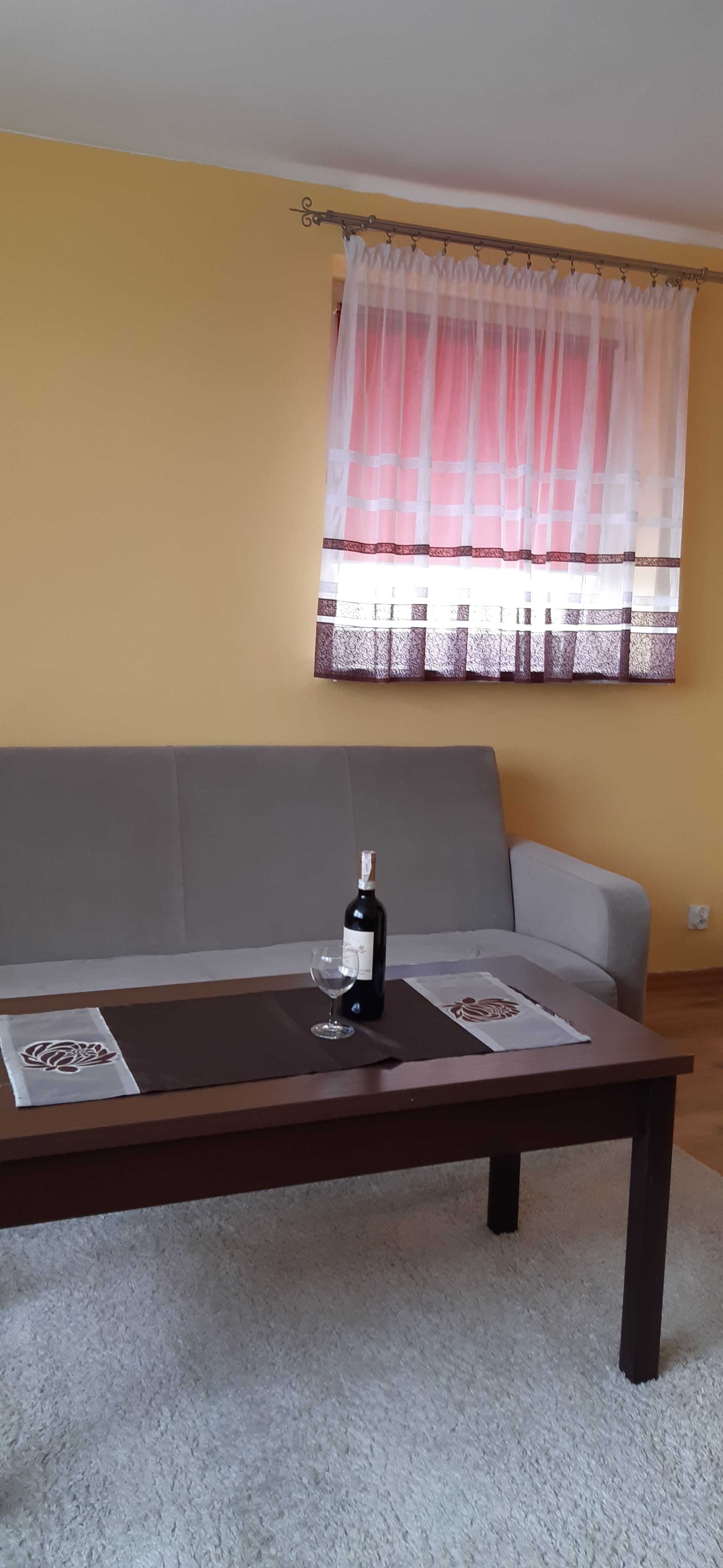 Wynajmę dużą kawalerkę Os. Muzyków Żary - Rezerwacja