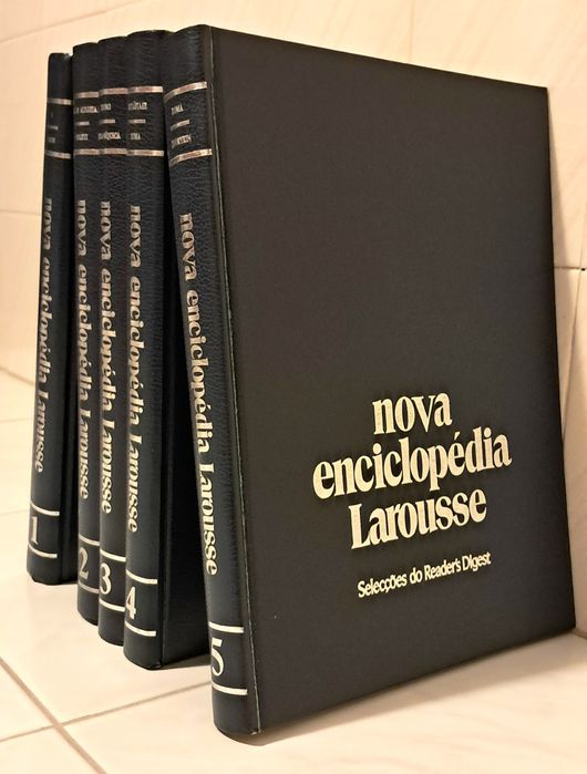 Enciclopédia Larousse – Edição Completa (1983) – Coleção Clássica
