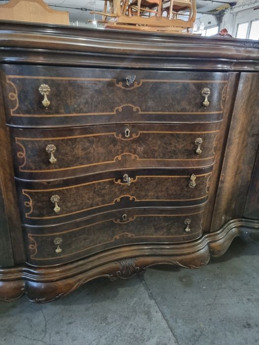 komoda drewniana bufet witryna kredens