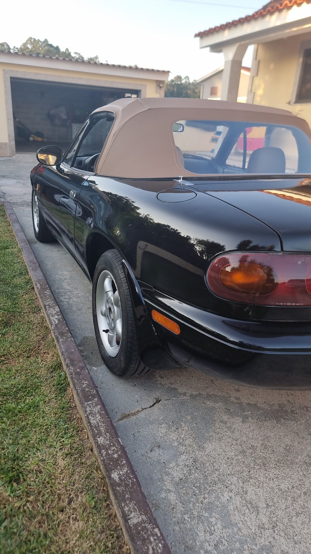 Mazda mx5 miata 1.6