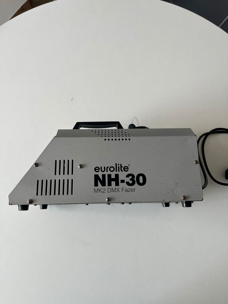 Máquina de Fumo Eurolite NH-30 MK2 DMX