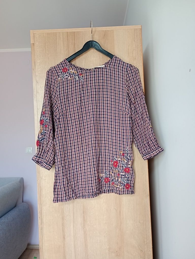 Bluzka w kratkę kratę z haftem w kwiaty wiskoza elegancka tu modna m