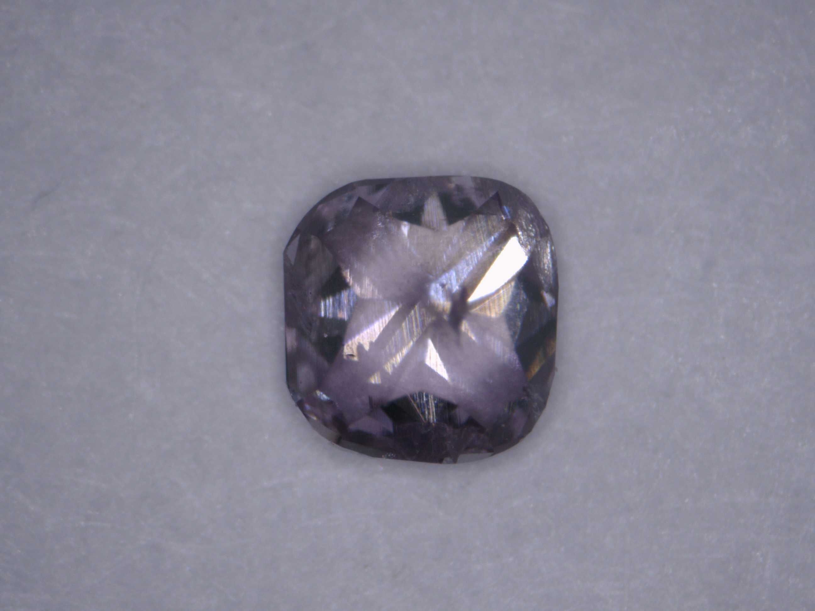 Naturalny Diament 0.04ct Różowy Cushion I2