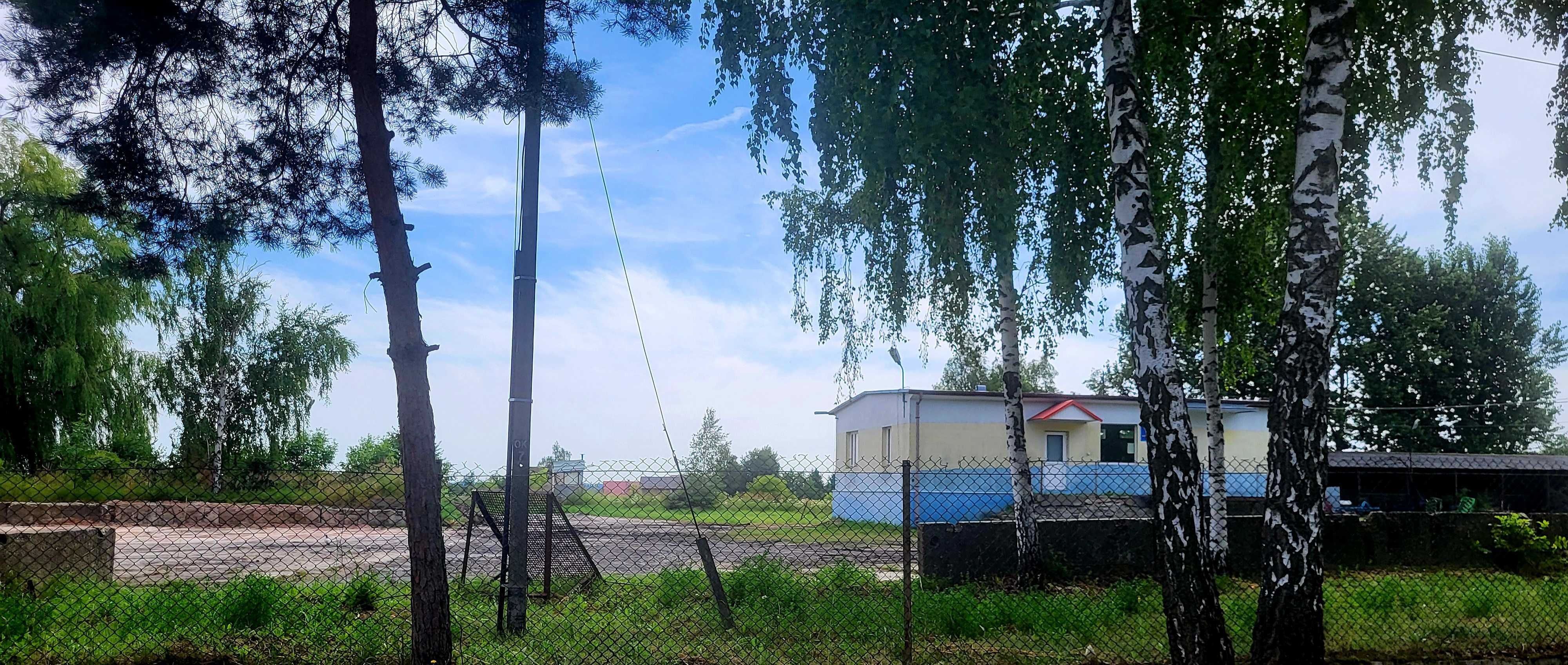 Działka z zabudową przy Stacji Paliw