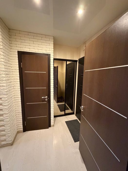 Продам 1к на ж/м Тополь 3