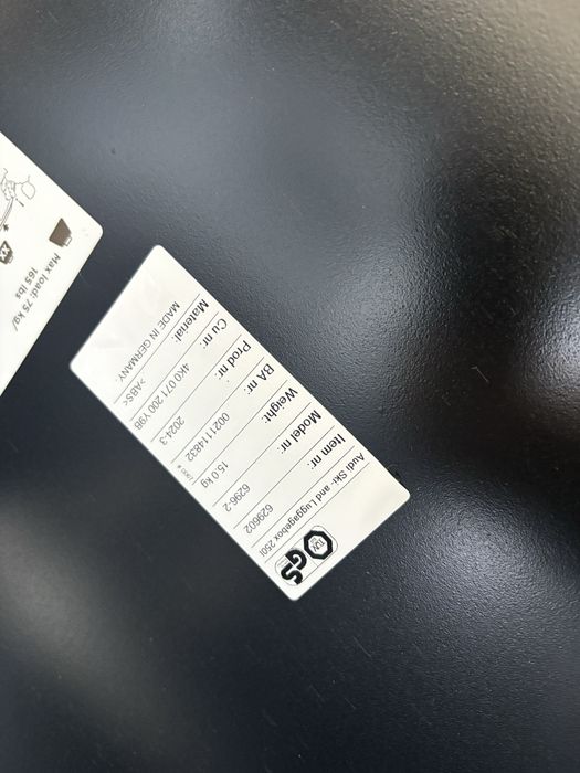 Новий автобокс Thule Audi 250 бокс багажник на дах туле motion 3 xt