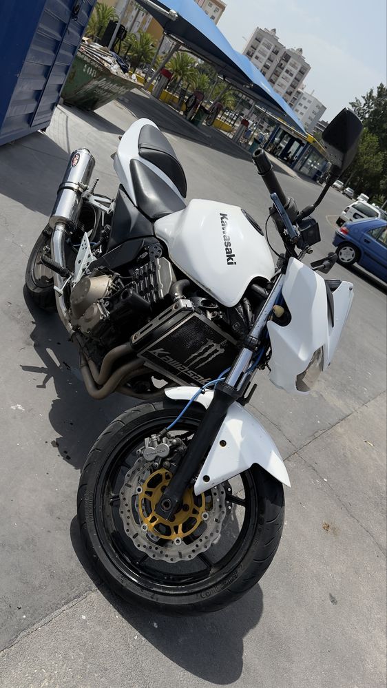 Kawasaki em preço de desapego.