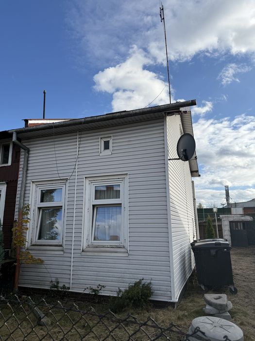 Dom bliźniak do remontu spokojna dzielnica Żyrardów