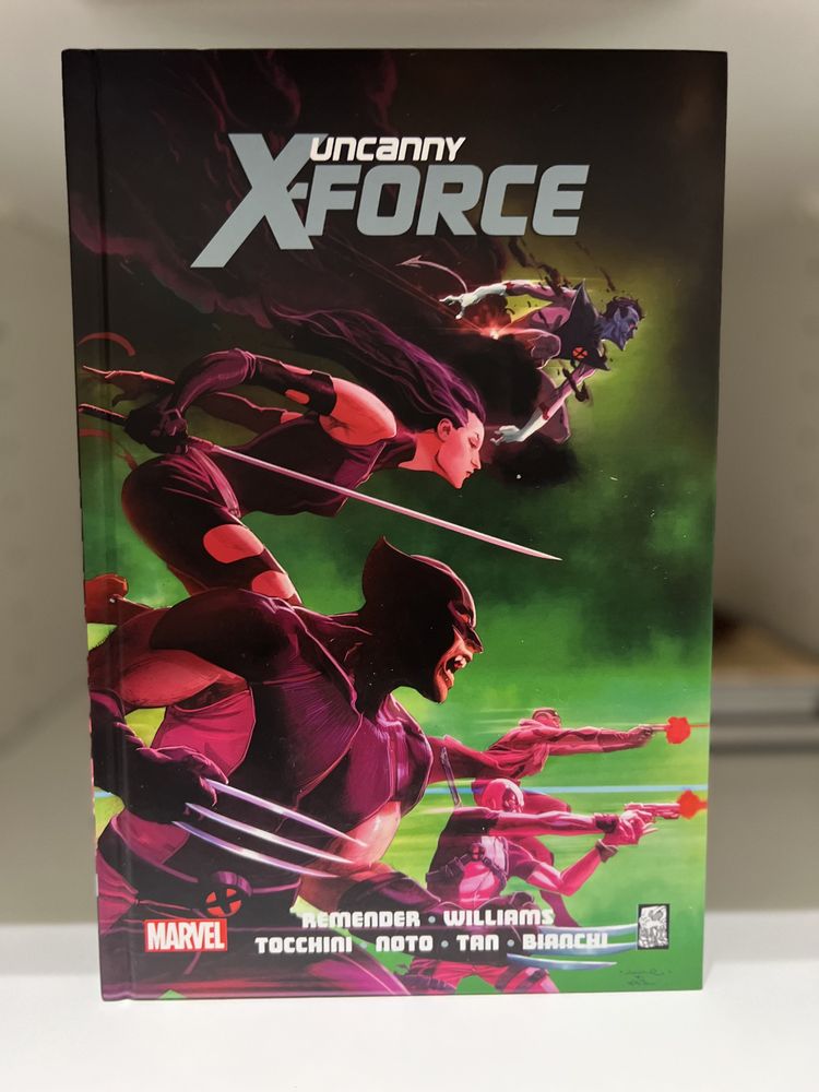 Uncanny X-Force (cała seria 4 komiksy) Mucha Comics