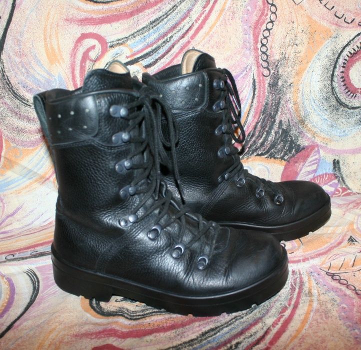 Берцы мужские из кожи,стелька 24.5 см