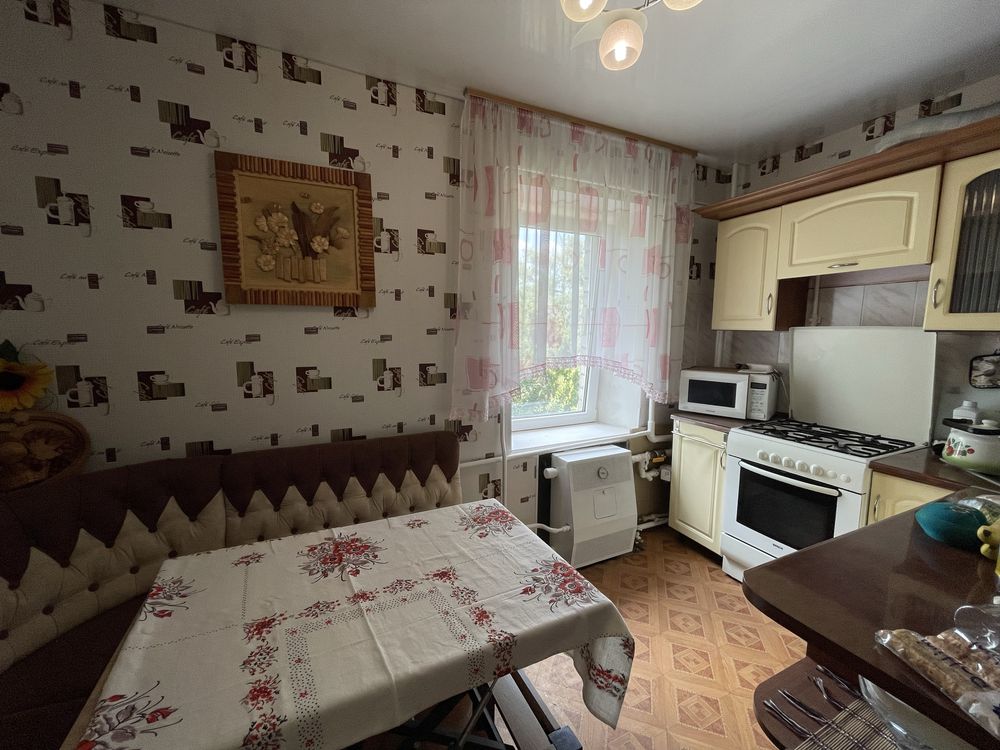 Продаж квартири р-н 1 лікарні
