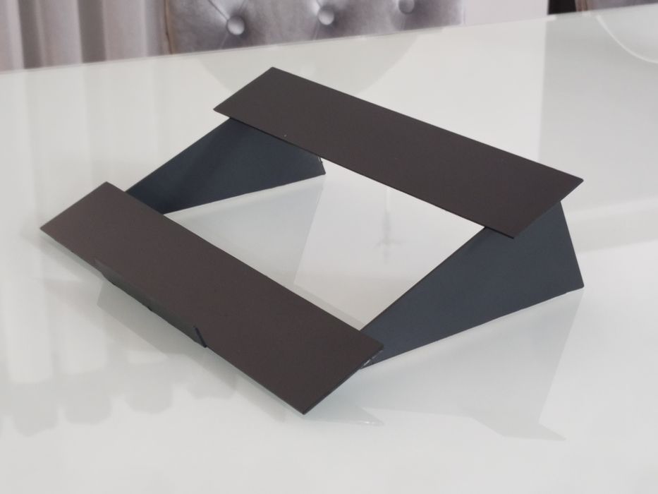 Podstawka pod laptop, tablet, stalowa, minimalistyczna, designerska