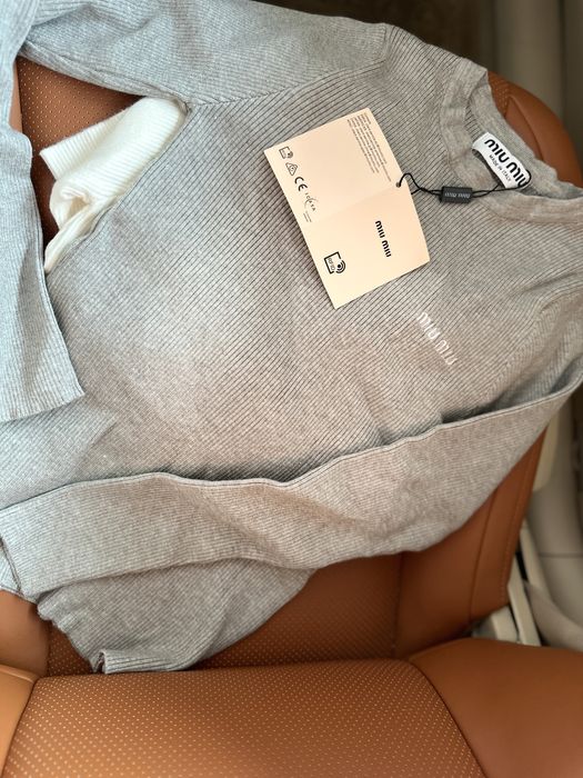 Гольф светр кофта miu miu в наявності два кольори