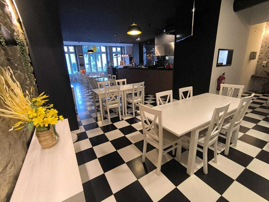 Trespasse Hamburgueria Artesanal no Centro Histórico de Braga