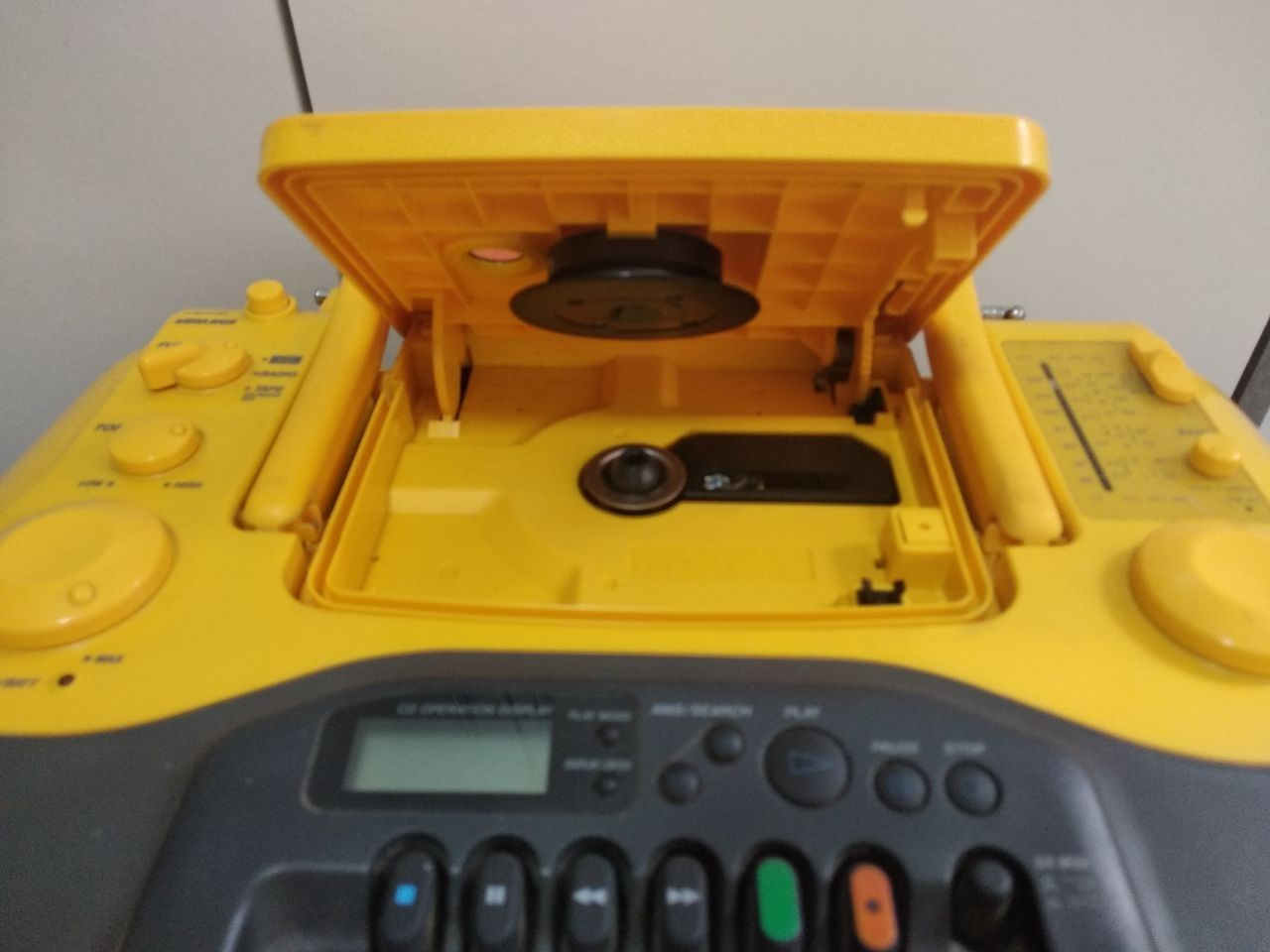 Sony CDF-970S • Рідкісний Sport Series (Японія)
