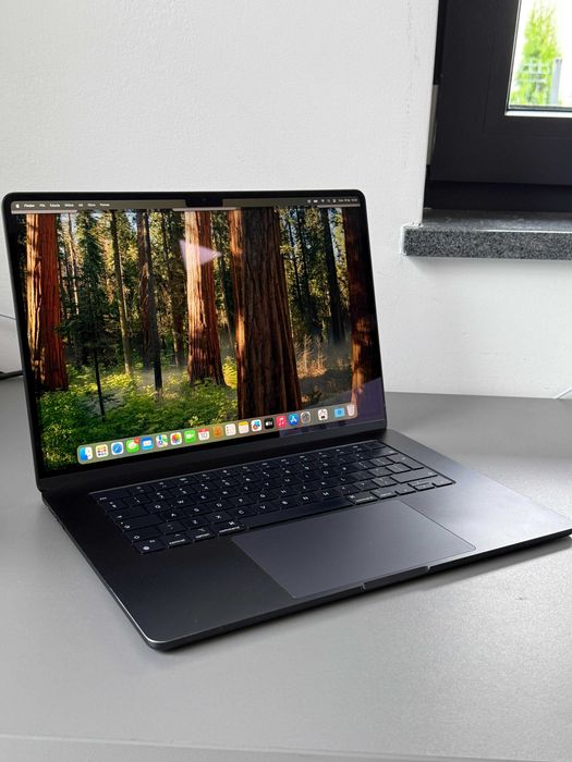 APPLE MACBOOK AIR 15,3"| M1 8core | 8GB | 256GB SSD | | 2023r.| VAT
