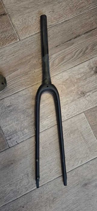 Widelec rowerowy karbonowy – QR, tapered, matowy, carbon fork